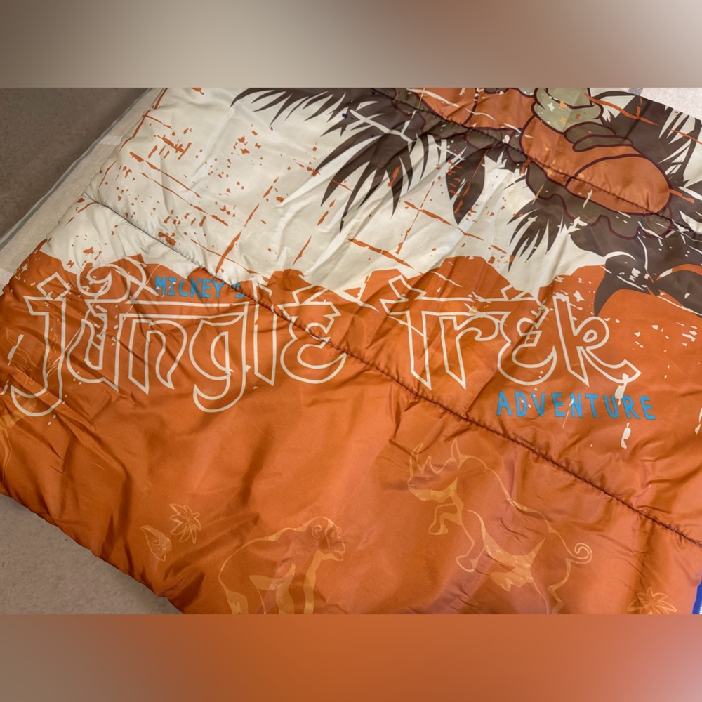 Mickey’s Jungle Trek Adventure, Kids Sleeping Bag, Zipper Fully Functional - Picture 7 of 15